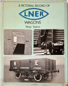 A Pictorial Record of LNER Wagons (Hardcover)