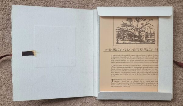 Fairlop Oak and Fairlop Fair (Memorabilia in Presentation Slipcase) Internal Image