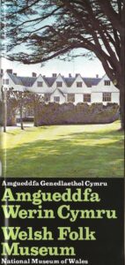 Amgueddfa Werin Cymru - Welsh Folk Museum - National Museum of Wales (Paperback)